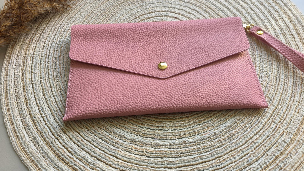 Travel wallet luxe