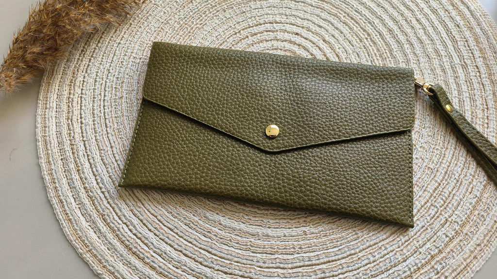 Travel wallet luxe