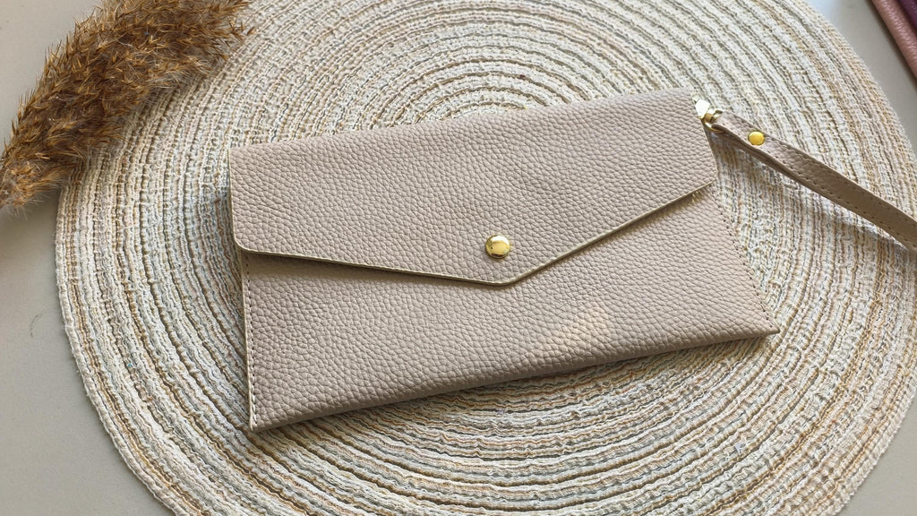 Travel wallet luxe