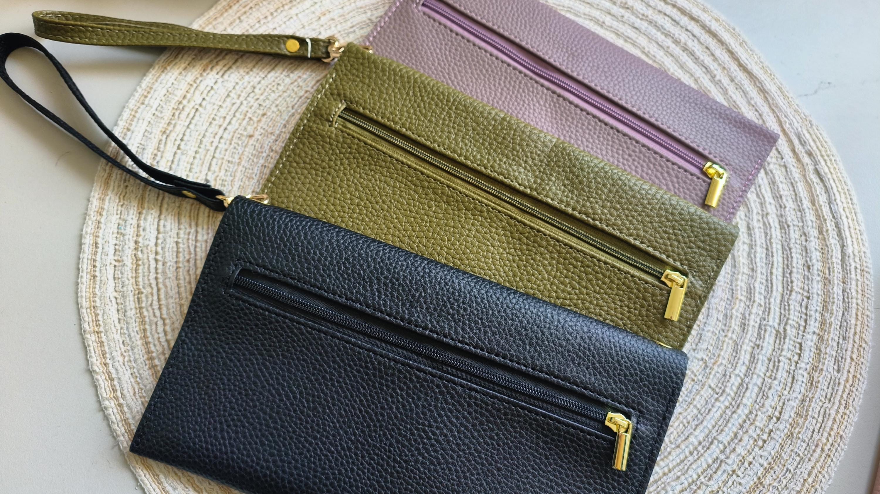 Travel wallet luxe