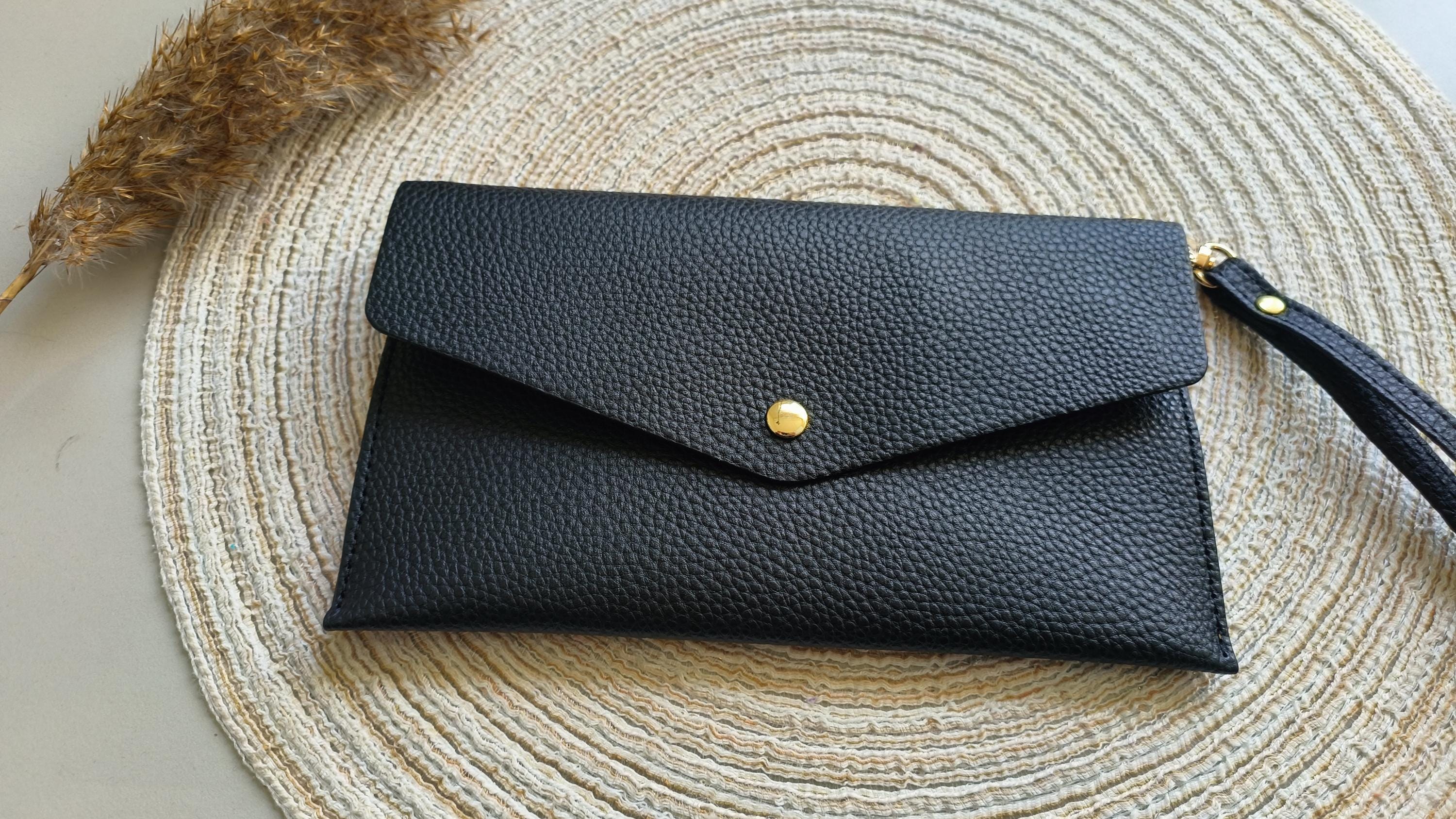 Travel wallet luxe