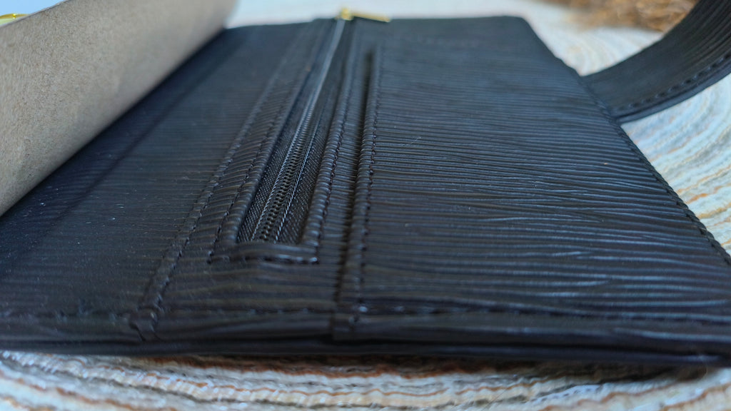 A6 binder luxe black