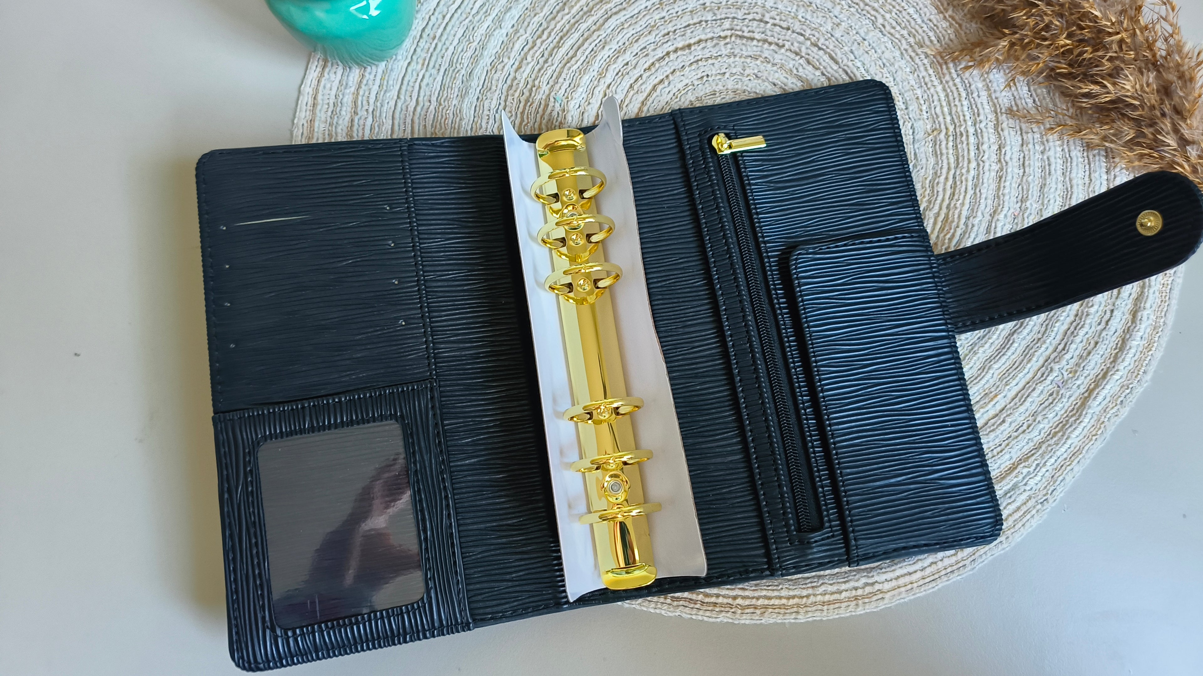 A6 binder luxe black